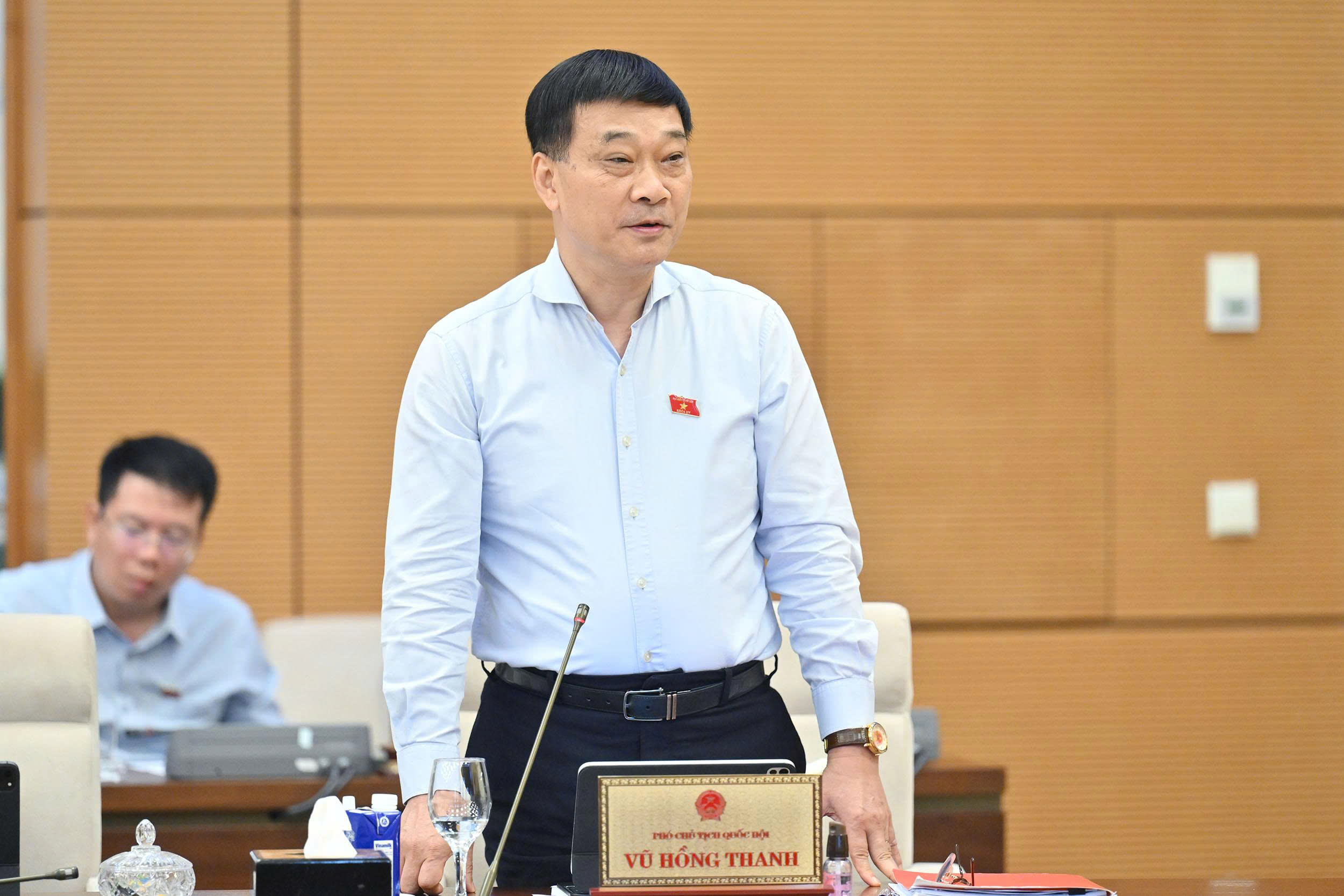 Phó Chủ tịch Quốc hội: Cần có lộ trình, giải pháp thay thế khi cấm xe máy chạy xăng