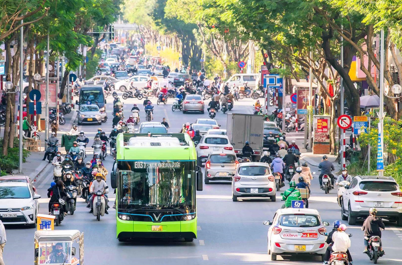 Phát triển giao thông xanh tại Hà Nội đề xuất một số giải pháp