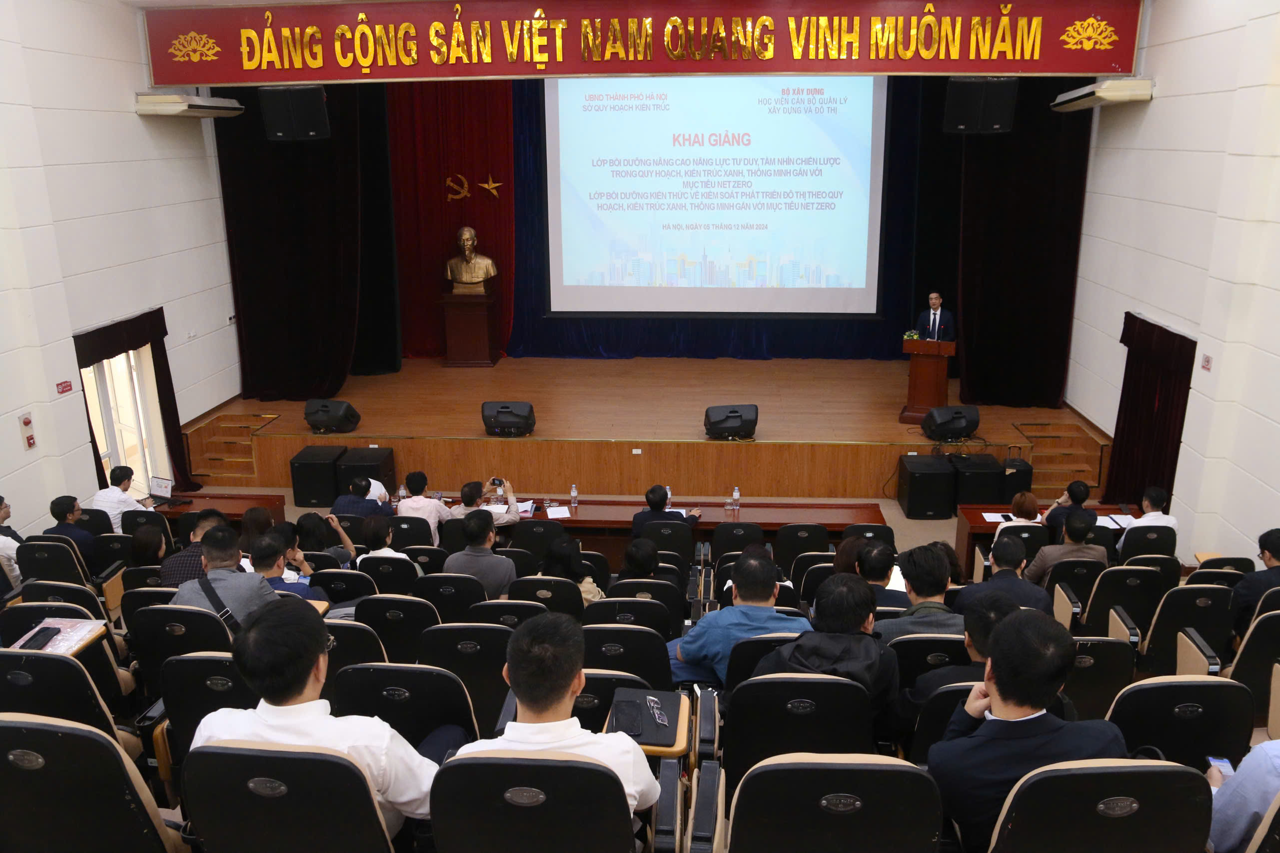 Khai giảng lớp Bồi dưỡng kiến thức, kỹ năng theo vị trí việc làm