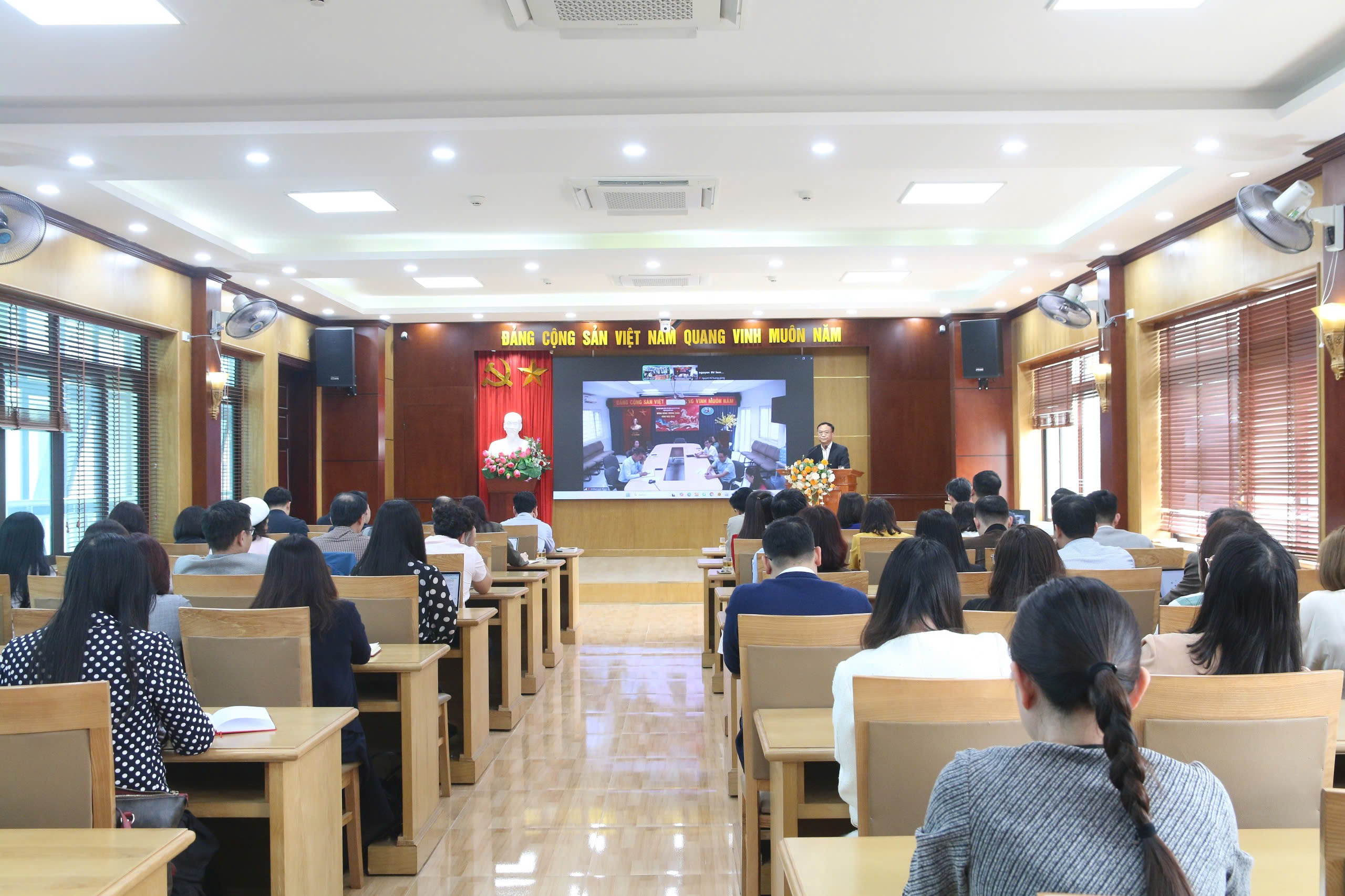 Quyết liệt triển khai công tác đào tạo bồi dưỡng ngay từ những ngày đầu năm 2026