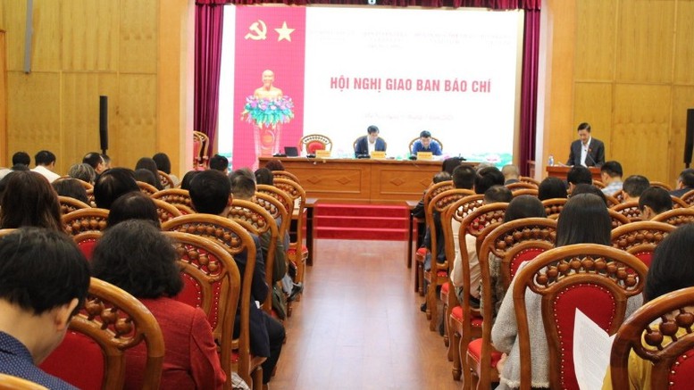 Đang tải...
