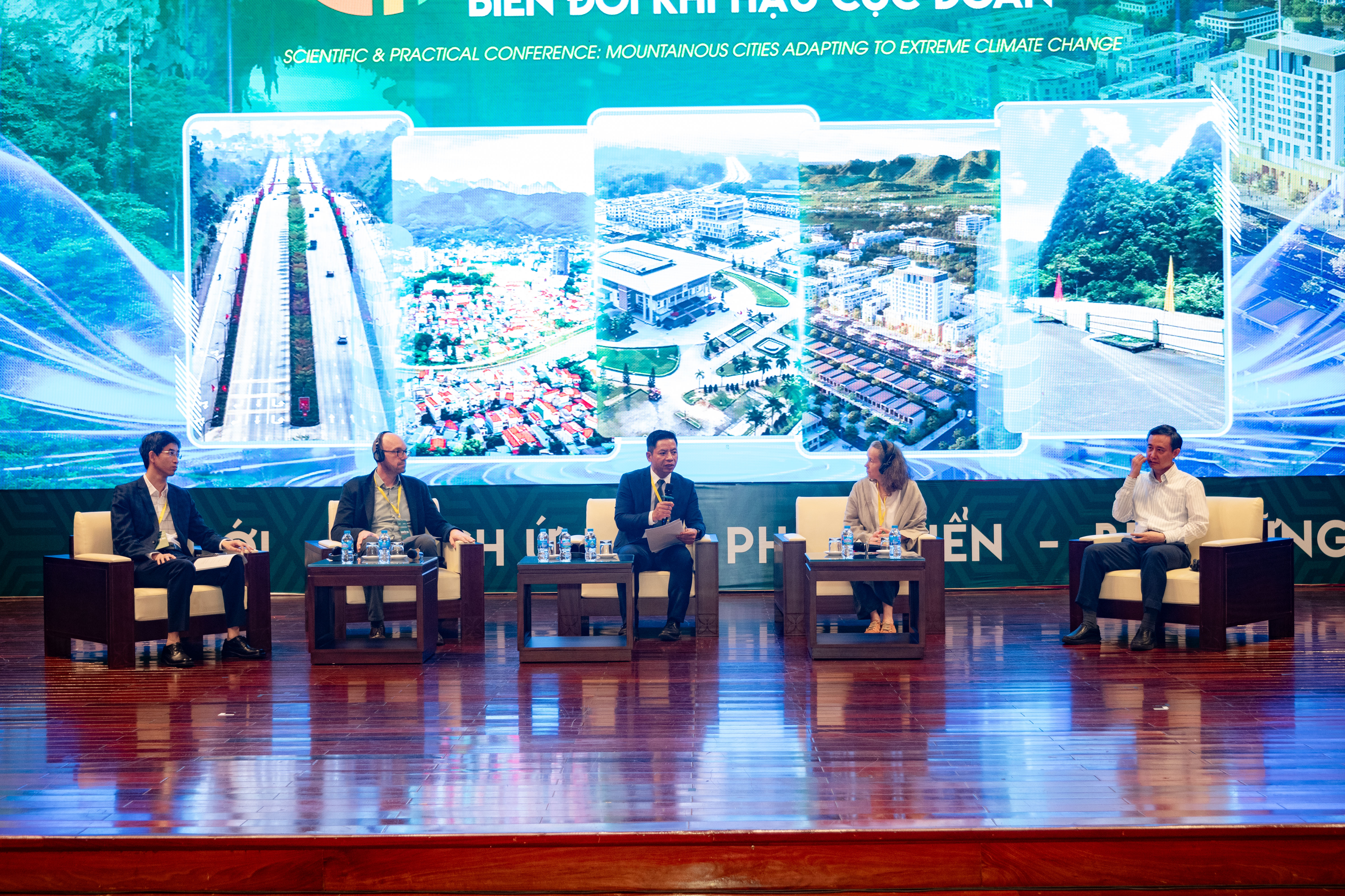 Học viện Chiến lược, bồi dưỡng cán bộ xây dựng và UBND tỉnh Cao Bằng tổ chức thành công Hội thảo khoa học cấp quốc gia “Đô thị miền núi thích ứng với biến đổi khí hậu cực đoan”
