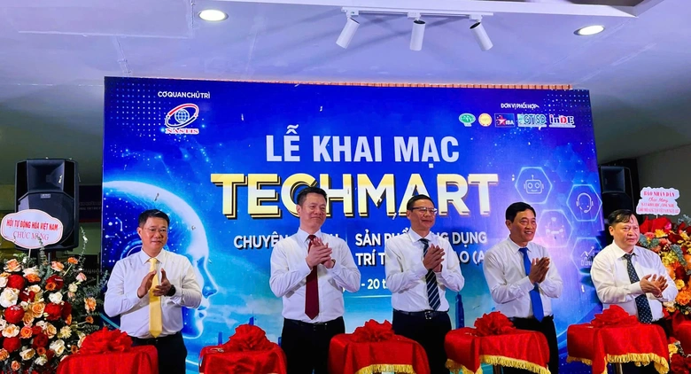 Đang tải...