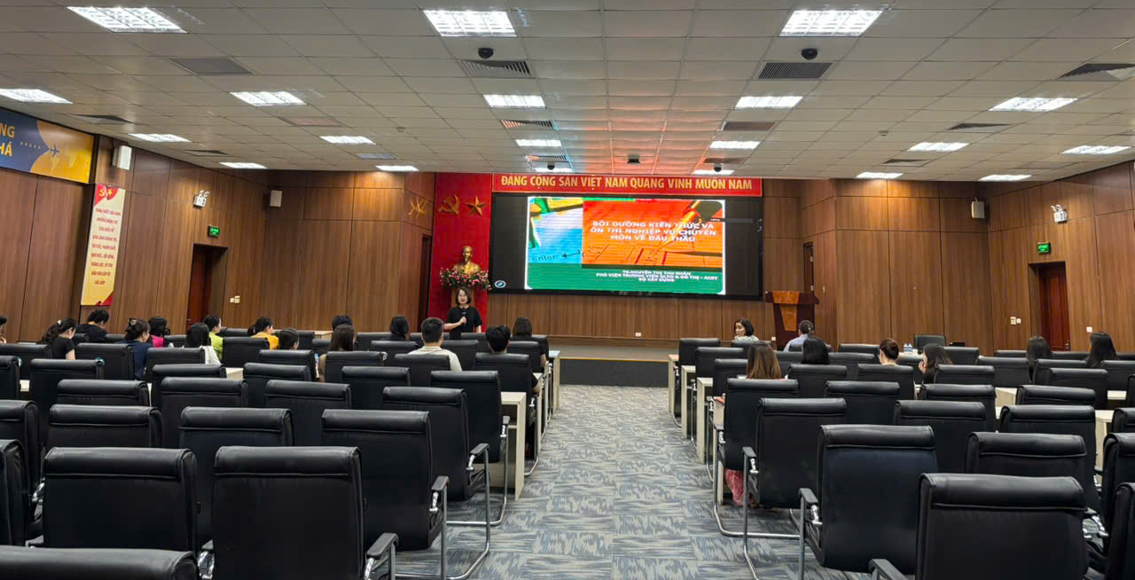 ACST tổ chức Bồi dưỡng ôn thi nghiệp vụ chuyên môn về đấu thầu cho cán bộ, nhân viên Công ty Cổ phần cung ứng lao động hàng không.