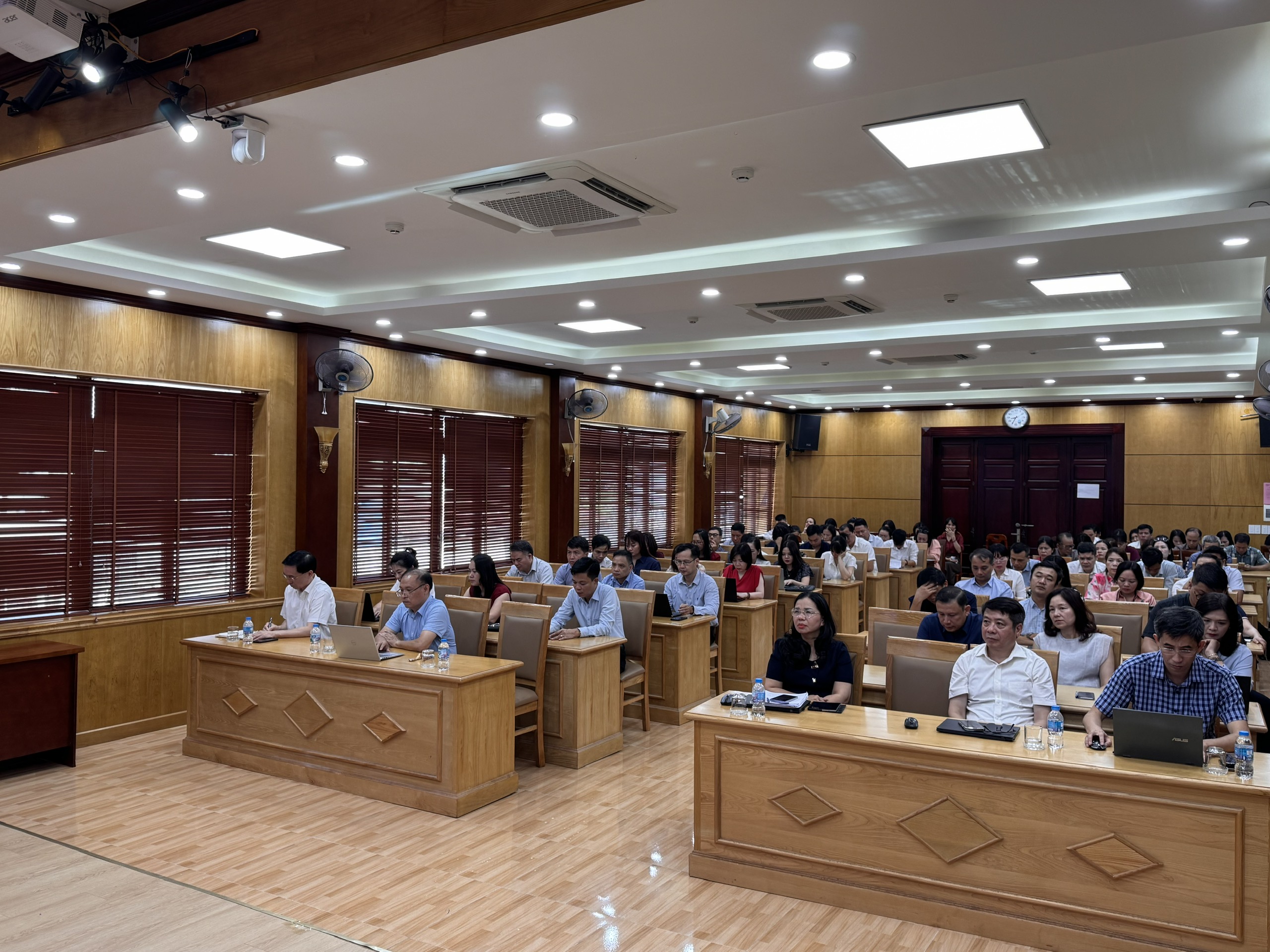 Đảng Uỷ Học viện Chiến lược, bồi dưỡng cán bộ xây dựng kết nối Hội nghị toàn quốc quán triệt các nghị quyết của Bộ Chính trị
